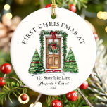 Ornamento De Cerâmica Primeiro Natal Personalizado Em Nossa Nova Casa<br><div class="desc">O Primeiro Natal Personalizado em Nosso Novo Ornamento Cerâmico Doméstico é uma bela lembrança para celebrar um marco de férias! Feito de cerâmica de alta qualidade, esse ornamento apresenta um charmoso design com elementos festivos e espaço para personalizar com nomes, o ano ou uma mensagem sincera. Perfeito por comemorar seu...</div>