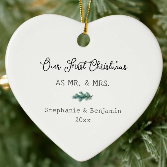 Ornamento De Cerâmica Primeiro Natal Sr. Branch Simple Foto (our first christmas mr mrs married newlywed couple christmas ornament keepsake black white green)