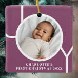 Ornamento De Cerâmica Púrpura de foto do primeiro Natal do bebê<br><div class="desc">O Primeiro Ornamento Fotográfico de Natal deste bebê festivo é decorado com a palavra JOY em um fundo de ameixa roxa. Facilmente personalizável com sua foto,  nome e ano. Adequado para uma menina ou um menino.</div>