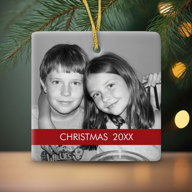 Ornamento De Cerâmica Quadro de Fotografias de Natal - Moderno (Personalized Photo Ornament - Christmas Keepsake)
