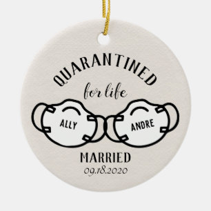Ornamento De Cerâmica Quarentena de Newlyweds - Máscara de Cara Pandêm