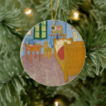 Ornamento De Cerâmica Quarto em Arles | Vincent van Gogh<br><div class="desc">Quarto em Arles (1889), de Vincent van Gogh, é uma representação cativante do quarto simples do artista em sua casa em Arles, França. A pintura apresenta cores ousadas, expressivas e perspectivas distorcidas, enfatizando a intimidade emocional do espaço. Os móveis e a decoração — como a cama de madeira, cadeiras e...</div>