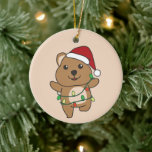 Ornamento De Cerâmica Quokka Christmas Winter Animal Quokas Cerâmica Ou<br><div class="desc">Quokka de Natal com luzes de fadas. Animais engraçados com presentes e neve nas férias. Uma doce saudação de Natal. Quokas são animais bonitos e perfeitos para o Natal.</div>