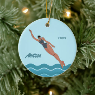Ornamento De Cerâmica Rapariga Nadadora Piscina Azul Água Nome Ano Nadaç