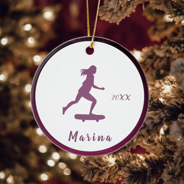 Ornamento De Cerâmica Rapariga Roxa Skater Crianças Nome Bonito e Bonito (Criador carregado)