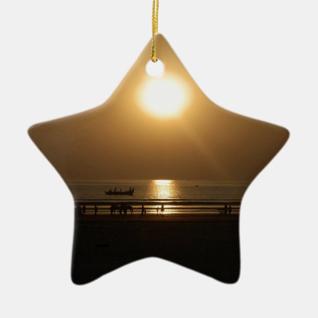 Ornamento De Cerâmica Reflexão Sunset no Verão ouro na Praia (Frente)