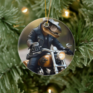 Ornamento De Cerâmica **"Rex Revved Up: T-Rex em couro em uma moto