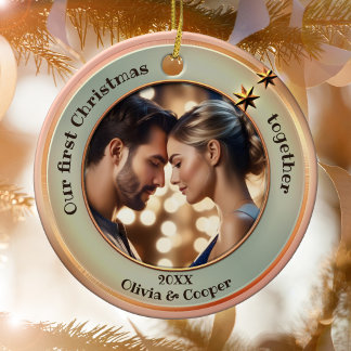 Ornamento De Cerâmica Rosa de Foto Chic Dourada Primeiro Natal Juntos