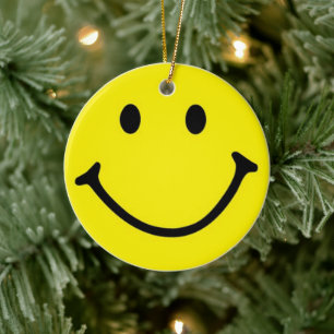 Ornamento De Cerâmica Rosto Feliz e Amarelo Brilhante