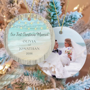 Ornamento De Cerâmica Rustic Beach Newlywing Foto Primeiro Natal