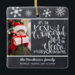 Ornamento De Cerâmica Rustic Chalkboard Snowflake Feliz Natal Feliz<br><div class="desc">Belo ornamento de feriado baseado em tipografia. "É a época mais maravilhosa do ano" aparece em tipografia branca,  escrita à mão,  sobre um fundo do quadro de cinza de carvão acentuado com flocos de neve brancos com fotos da família.</div>