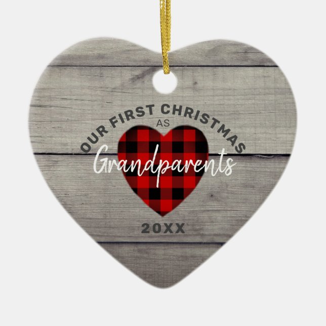 Ornamento De Cerâmica Rustic Our First Christmas Avós Heart (Frente)