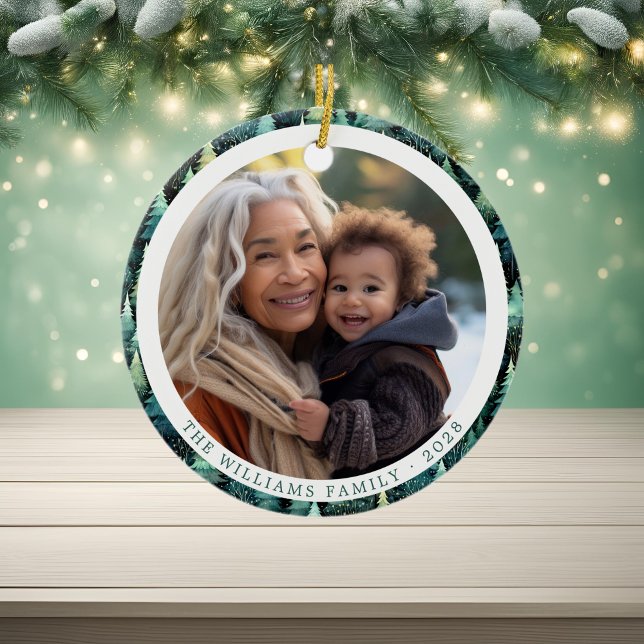 Ornamento De Cerâmica Rustic Woodland Family Natal 2 Fotos (Rustic Woodland Family Christmas 2 Photos Ceramic Ornament)