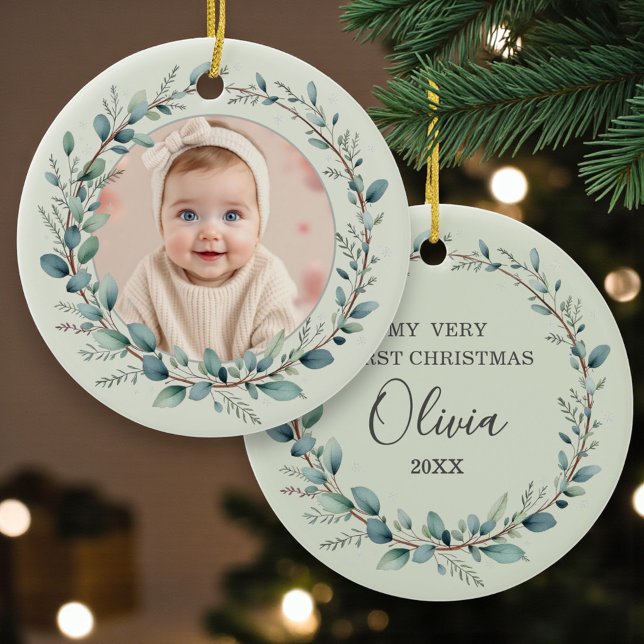 Ornamento De Cerâmica Sage Green Baby First Christmas Photo (Criador carregado)