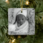 Ornamento De Cerâmica Santa Batismo Elegante Foto Do Bebê Do Coração Chi<br><div class="desc">Essa design simples e moderna é composta por tipografia de serifa e adiciona uma foto personalizada,  adiciona nome de bebê e mês e ano de batismo</div>