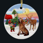Ornamento De Cerâmica Santas Treat - Sangue<br><div class="desc">Papais noeis oferecem ao seu Bloodhound um deleite enquanto um elfo ajuda a carregar o trenó.</div>