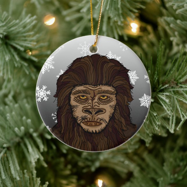Ornamento De Cerâmica Sasquatch Bigfoot e Snowflakes Natal (Árvore)