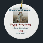 Ornamento De Cerâmica Saúde aos 10 anos feliz aniversário adicione dados<br><div class="desc">Design para o amor do casal</div>