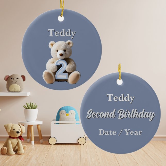 Ornamento De Cerâmica Segundo aniversário azul-corcunda, Urso-Urso Azul (Toddler 2nd birthday ornament cute teddy bear for second birthday milestone for baby boy)