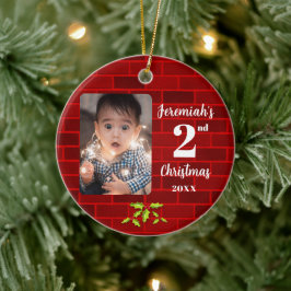 Ornamento De Cerâmica Segundo Natal de Bebê, Red Brick Round Keepsasê