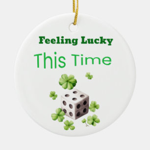 Ornamento De Cerâmica Sentindo Sorte Nesta Rua do Dia de Patrick.