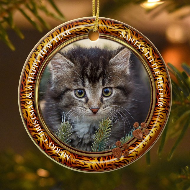 Ornamento De Cerâmica Seu Gatinho de Fotografia Mantenha o Natal (Christmas ornament featuring a photo of your own kitty (optional) framed by a tiger fur print border)