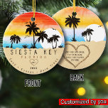 Ornamento De Cerâmica Siesta Key Florida Beach Retro Sunset Souvenir 60<br><div class="desc">Siesta Key Flórida Vintage, 60s Souvenirs. Siesta Key Florida - Retro Tropical Palm Tree 60s Souvenirs Vintage design faz um excelente de Natal ou presente de aniversário para fãs da praia Siesta Key. A design de vibração do verão é um presente perfeito para amantes de viagem e fãs de destino...</div>