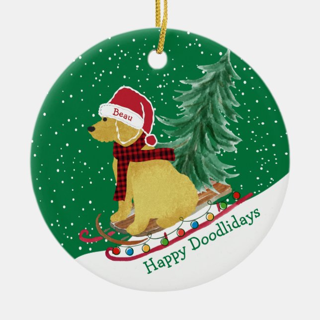 Ornamento De Cerâmica Sled de Natal Personalizado e Goldendoodle (Frente)