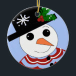 Ornamento De Cerâmica Snowman Sorridente<br><div class="desc">Um bonitinho bonitinho vestindo um chapéu preto e uma doce expressão no rosto.</div>