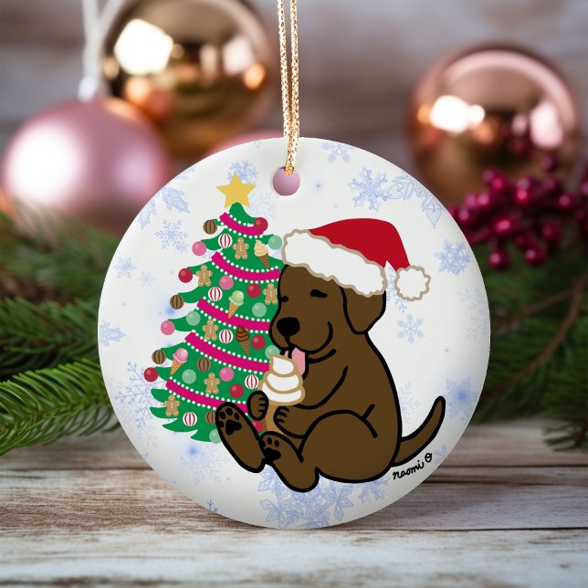 Ornamento De Cerâmica Sorvete de Labrador de Chocolate Personalizado (Personalized Chocolate Labrador Ice Cream Christmas Ornament for Labrador Owners.  Cartoon Style.)