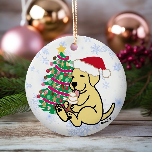 Ornamento De Cerâmica Sorvete Labrador Amarelo Personalizado (Personalized Yellow Labrador Ice Cream Christmas Ornament for Yellow Labrador Owners.  Cartoon Style)