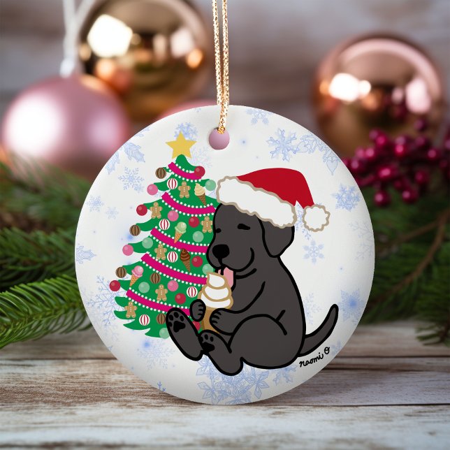 Ornamento De Cerâmica Sorvete Preto Personalizado Labrador (Personalized Black Labrador Ice Cream Christmas Ornament for Black Labrador Owners.  Cartoon Style.)