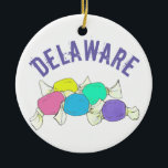 Ornamento De Cerâmica State Pride Delaware Beach Salt Water Taffy<br><div class="desc">Mostre orgulho na sua cidade ou estado natal! O ornamento apresenta uma ilustração original de deliciosa passeio de praia de Delaware, taffy. Este design de alimentos de casa também está disponível em outros produtos. Outros estados e cidades também estão disponíveis. Não vê o que está procurando? Precisa de ajuda para...</div>
