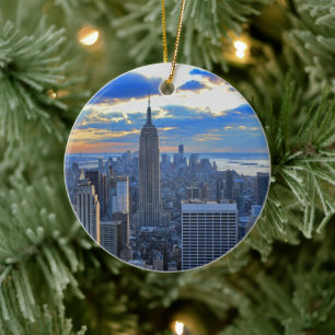 Ornamento De Cerâmica Tarde da tarde NYC Skyline quando o pôr do sol se