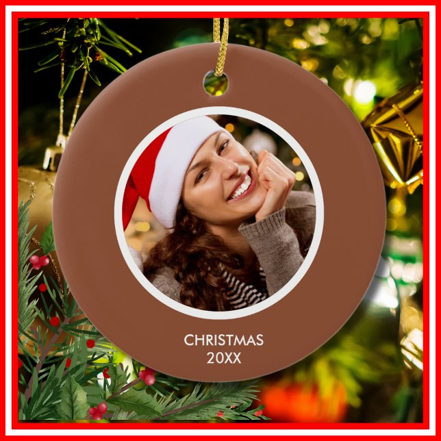 Ornamento De Cerâmica Terracotta & White Modern Iniciais Monogramas FOTO (Terracotta & White Modern Initials Monogram PHOTO Ceramic Ornament)