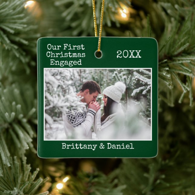 Ornamento De Cerâmica Texto da Máquina de Escrever em Primeiro Natal em  (Árvore)