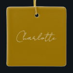 Ornamento De Cerâmica Texto de Caligrafia Cor Dourada Nome Personalizado<br><div class="desc">Se você está procurando uma design simples,  legível e minimalista,  é para você.</div>