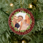 Ornamento De Cerâmica Texto de Fotografia e Editável | Vermelho Elegante<br><div class="desc">Adoráveis ornamentos para pendurar na árvore ou dar como presentes. Simplesmente adicione a sua foto favorita da família, uma foto de alguém amado, ou até um retrato de estimação e personalize o texto em volta da imagem, ou deixe-a como ela diz: "Eu te amo". Bons presentes personalizados que a família...</div>