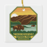 Ornamento De Cerâmica Theodore Roosevelt National Park Bison Retro<br><div class="desc">Theodore Roosevelt vetor trabalho de arte design. O parque é um parque nacional americano que compreende três áreas de terras áridas geograficamente separadas na parte ocidental da Dakota do Norte.</div>