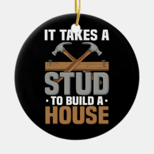 Ornamento De Cerâmica Trabalhando Em Madeira É Necessário Um Carpinteiro