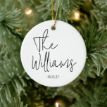 Ornamento De Cerâmica Trendy Modern Black and White Script Weding<br><div class="desc">Comemore seu dia especial com este moderno ornamento cerâmico preto-e-branco, com legendas elegantes para uma aparência sofisticada e eterno. Perfeito por comemorar o dia do seu casamento ou por oferecer a recém-casados, este ornamento pode ser personalizado com seus nomes e data do casamento, fazer um guardião memorável. O design preto...</div>