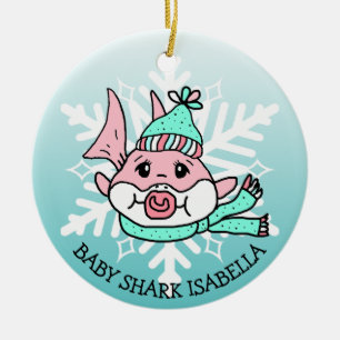 Ornamento De Cerâmica Tubarão-bebê personalizado e floco de neve