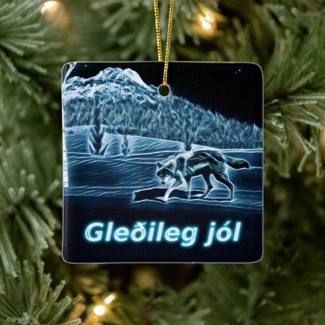 Ornamento De Cerâmica Um Lobo Na Neve - Gleðileg Jól (Árvore)