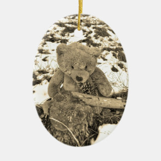 Ornamento De Cerâmica Urso de Teddy na Holly, tom Sepia