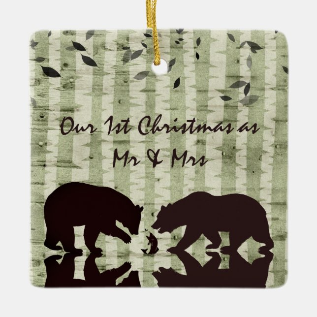 Ornamento De Cerâmica Ursos Rústicos, Árvores Birch 1rua Natal Sr. & Sra (Frente)