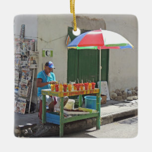 Ornamento De Cerâmica Vendedor da fruta do passeio em Cartagena Colômbi