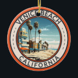 Ornamento De Cerâmica Venice Beach California Boardwalk Viagem Art Retro<br><div class="desc">Venice Beach num estilo de arte vetorial. Venice Beach, Califórnia, é um destino icônico do sul da Califórnia conhecido pelo seu calçadão eclético, arte de rua vibrante e atmosfera viva. Localizado em Los Angeles, é um centro de criatividade e diversão à beira da praia, atraindo visitantes de todo o mundo....</div>