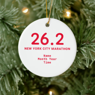 Ornamento De Cerâmica Vermelho Personalizado do Runner da Maratona 26.2