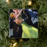 Ornamento De Cerâmica Vintage Love and Romance, Beijo Romântico<br><div class="desc">Imagem de romance e amor com ilustração vítrea apresentando um casal jovem feliz e recém-casado,  o belo noivo está beijando sua linda noiva. Deixaram o casamento e estão prestes a ir na lua de mel.</div>