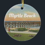 Ornamento De Cerâmica Vintage Myrtle Beach South Carolina Pier de Pesca<br><div class="desc">Myrtle Beach,  Carolina do Sul,  fez a imagem de um cartão-postal do Píer de Pesca do Ocean Plaza a partir dos anos 40. O nome Myrtle Beach está no topo em uma fonte retrô.</div>